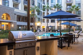 Bbq grills